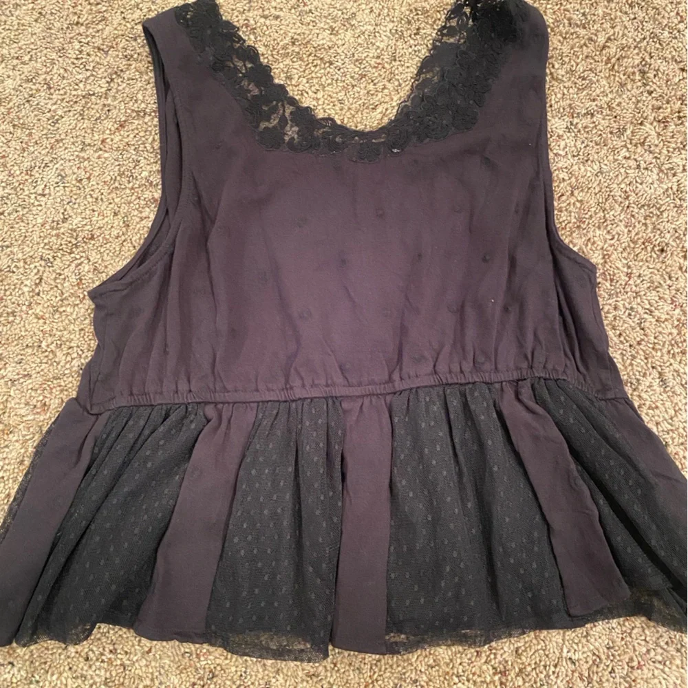 NWT Anthropologie x Forever That Girl Black Lace Sleeveless Blouse - Picture 4 of 5